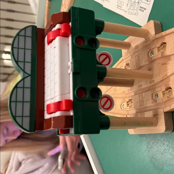 Thomas & Friends Wooden Railway Logan and the Big Blue Engines Set, EUC - Picture 2 of 9